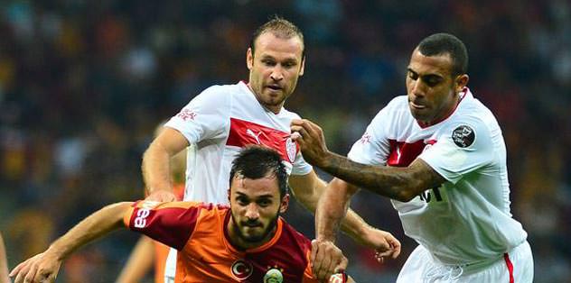 Emre'ye yeni sözleşme