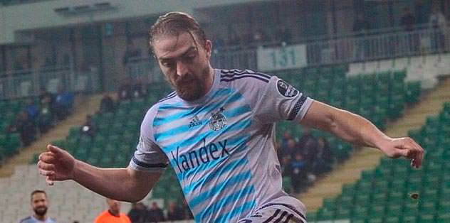 Görev bu kez Caner'in
