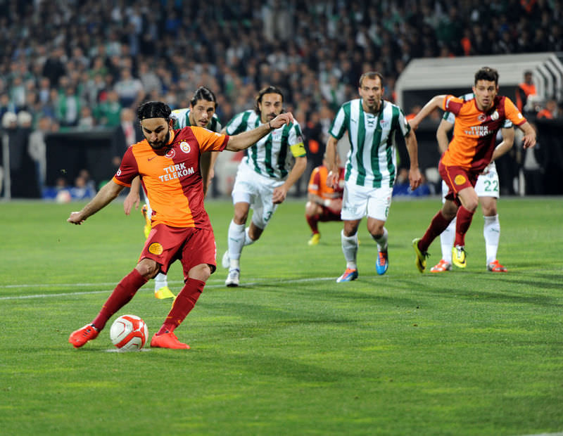 Galatasaray farka koştu Twitter sallandı!