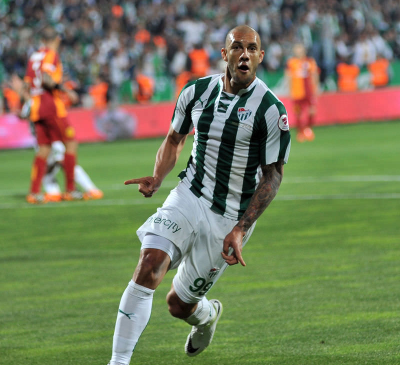 Galatasaray farka koştu Twitter sallandı!