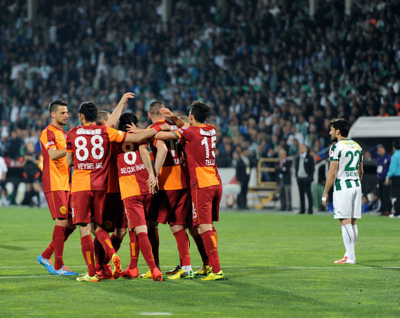 Galatasaray farka koştu Twitter sallandı!