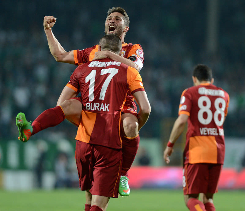 Galatasaray farka koştu Twitter sallandı!