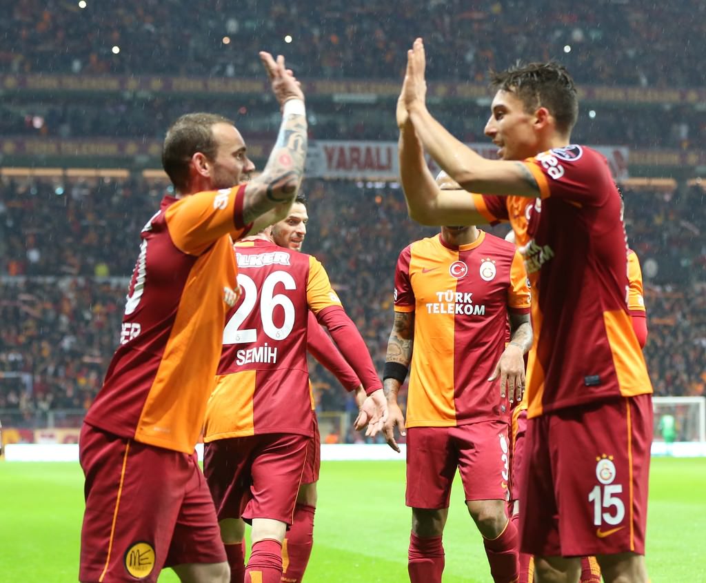 Galatasaray gol oldu yağdı