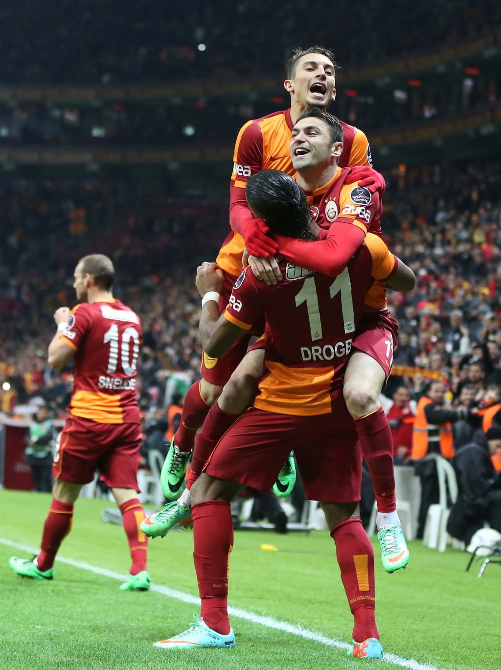 Galatasaray gol oldu yağdı