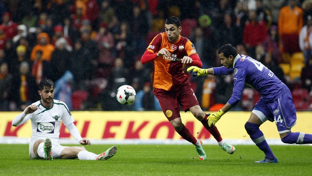 Galatasaray gol oldu yağdı