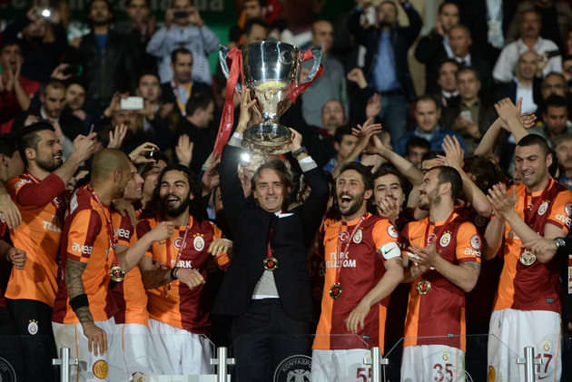 G.Saray zaferi kutladı