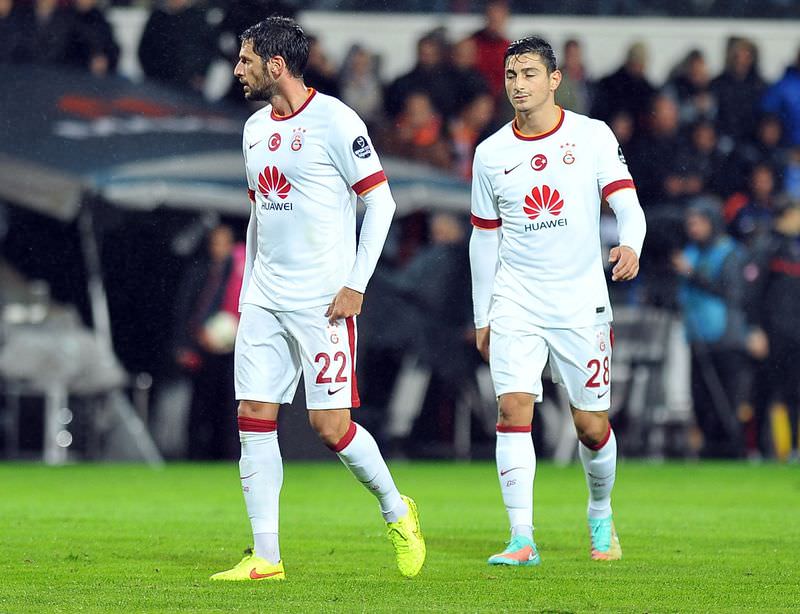 G.Saray Başakşehir'e yenildi, twitter yıkıldı 